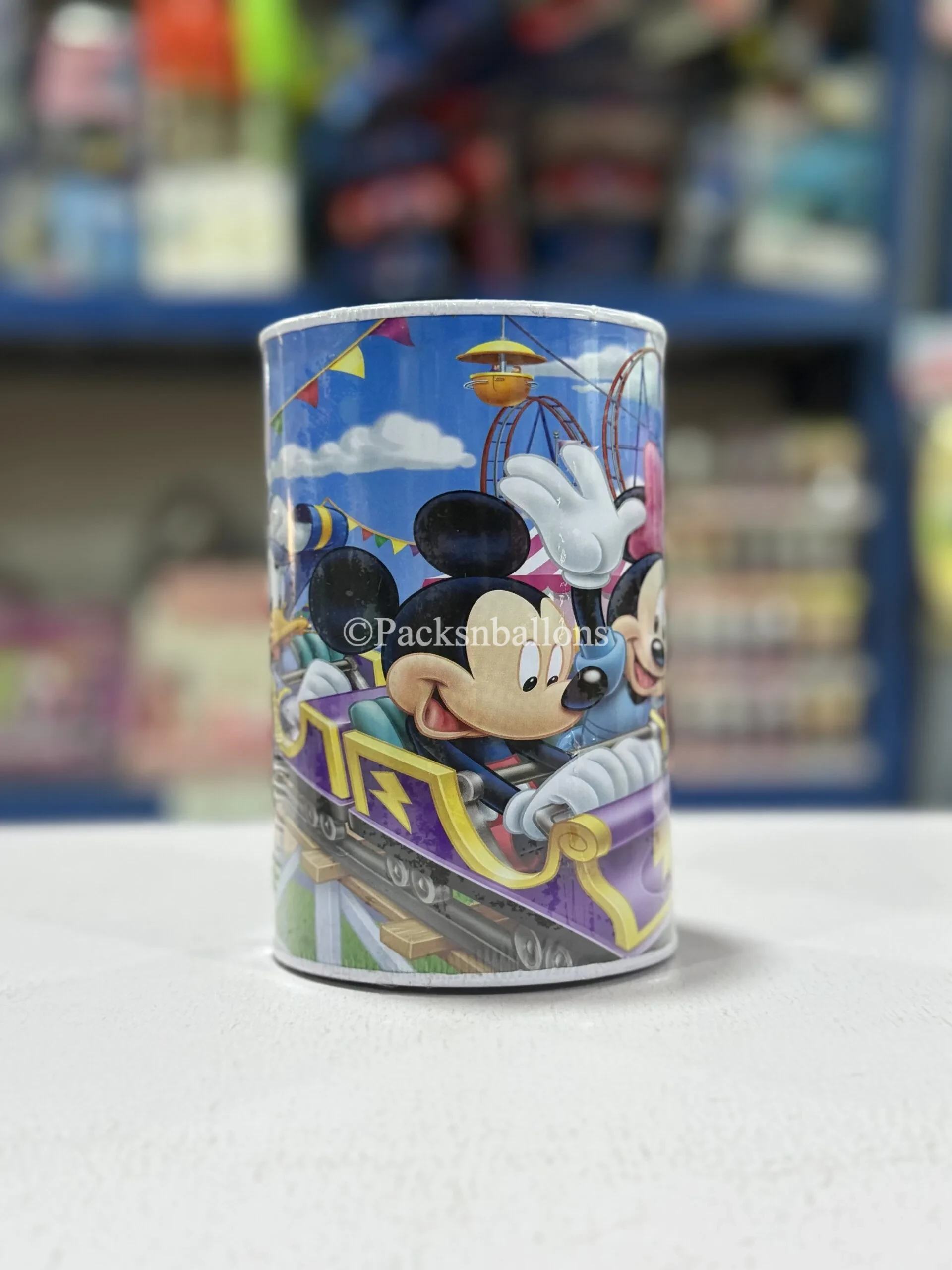 piggy bank (cartoon saving pot)