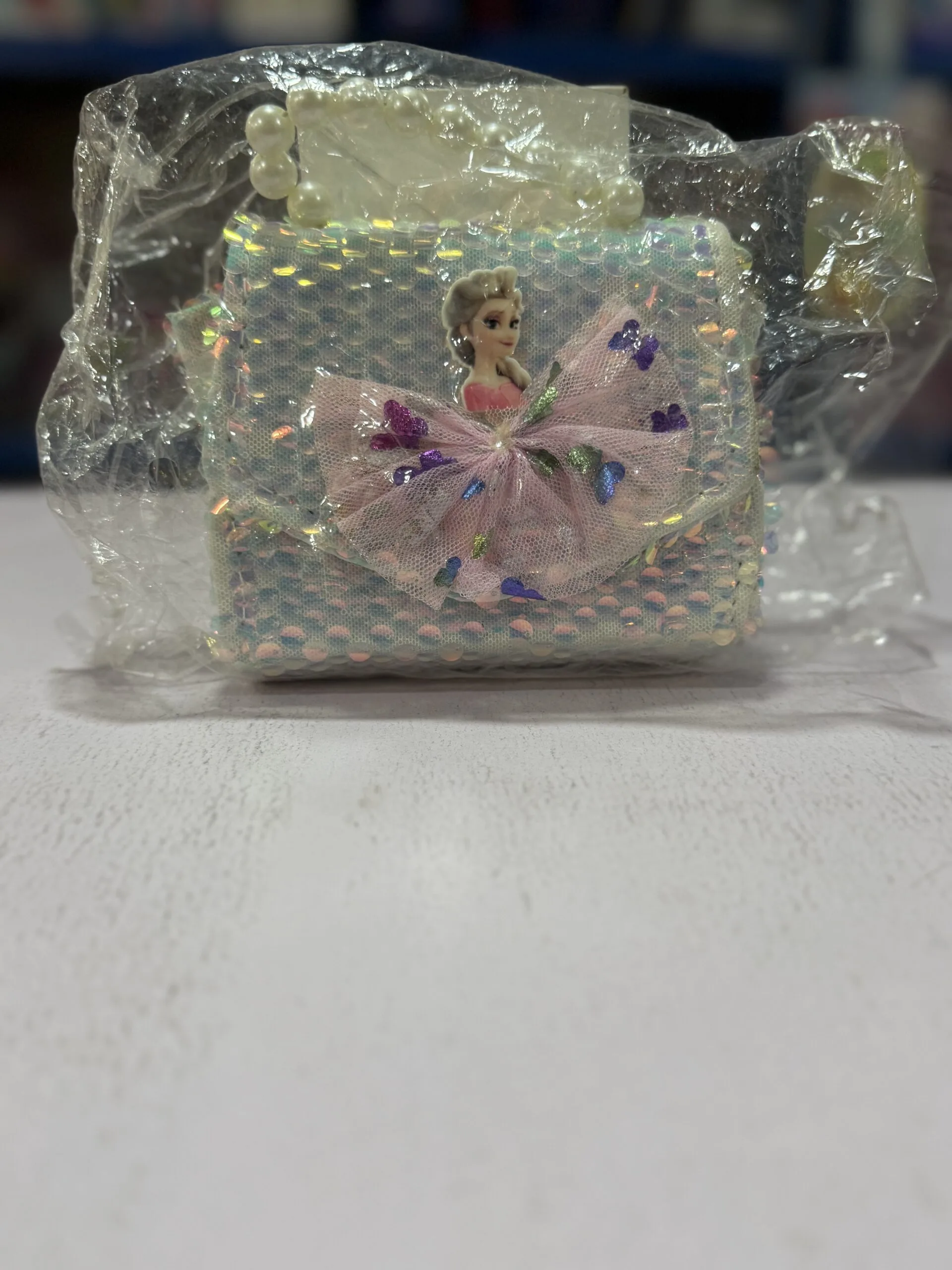 Purse (Purse With Pearl)